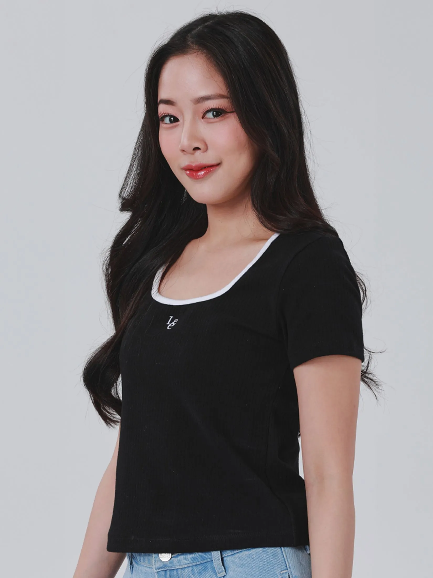 LEE Women's Tee Short Sleeve Lee Pink Collection Slim Fit Black