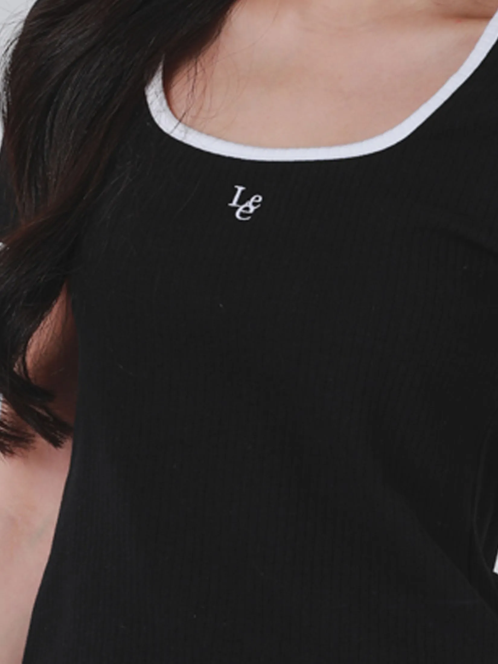LEE Women's Tee Short Sleeve Lee Pink Collection Slim Fit Black