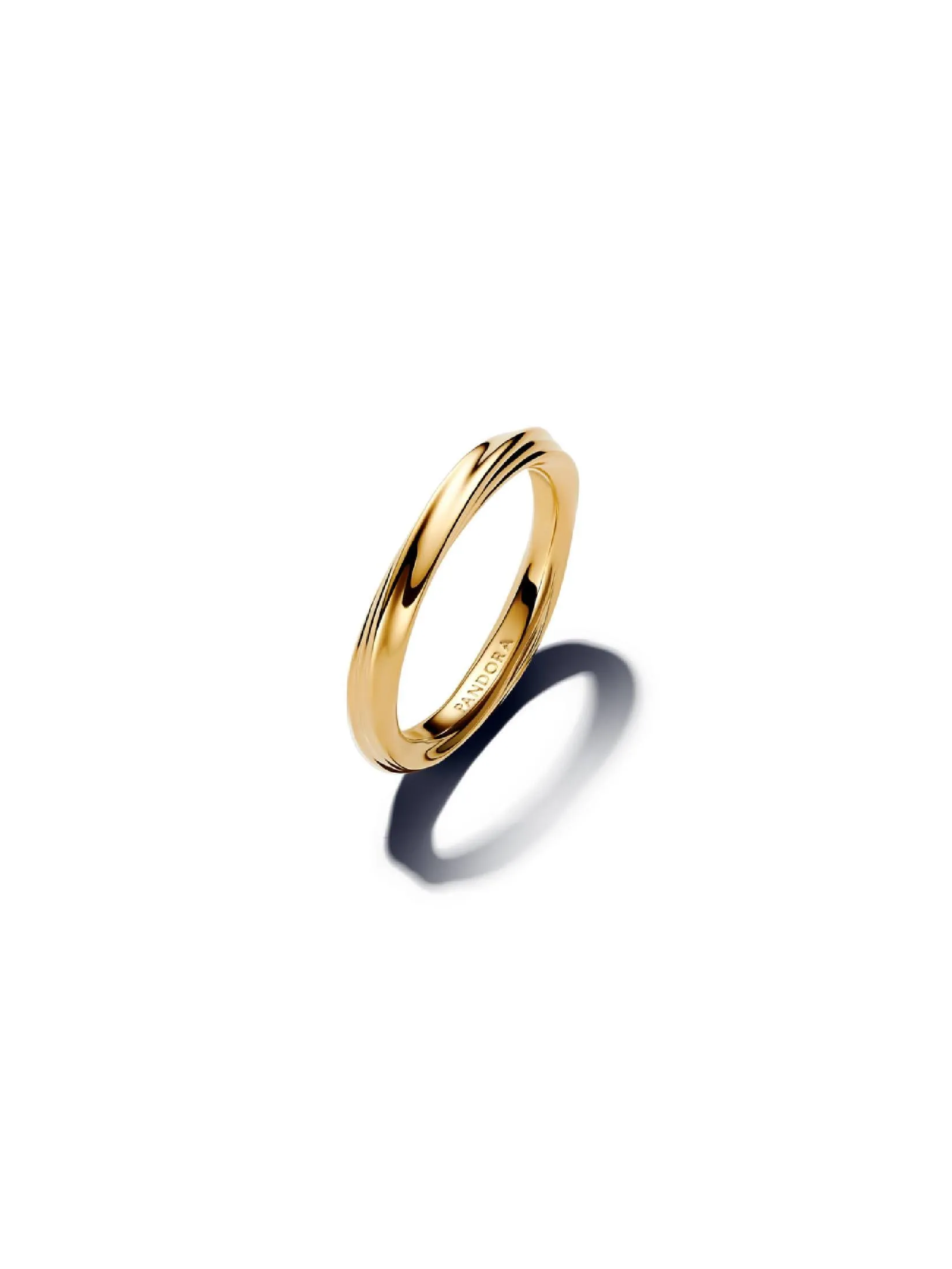 PANDORA Gold Twisted 14k gold-plated ring